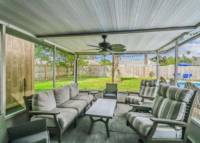 1941 Coral Island Rd Holiday home *