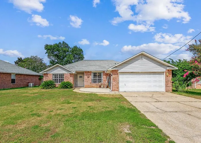 1941 Coral Island Rd Holiday home *